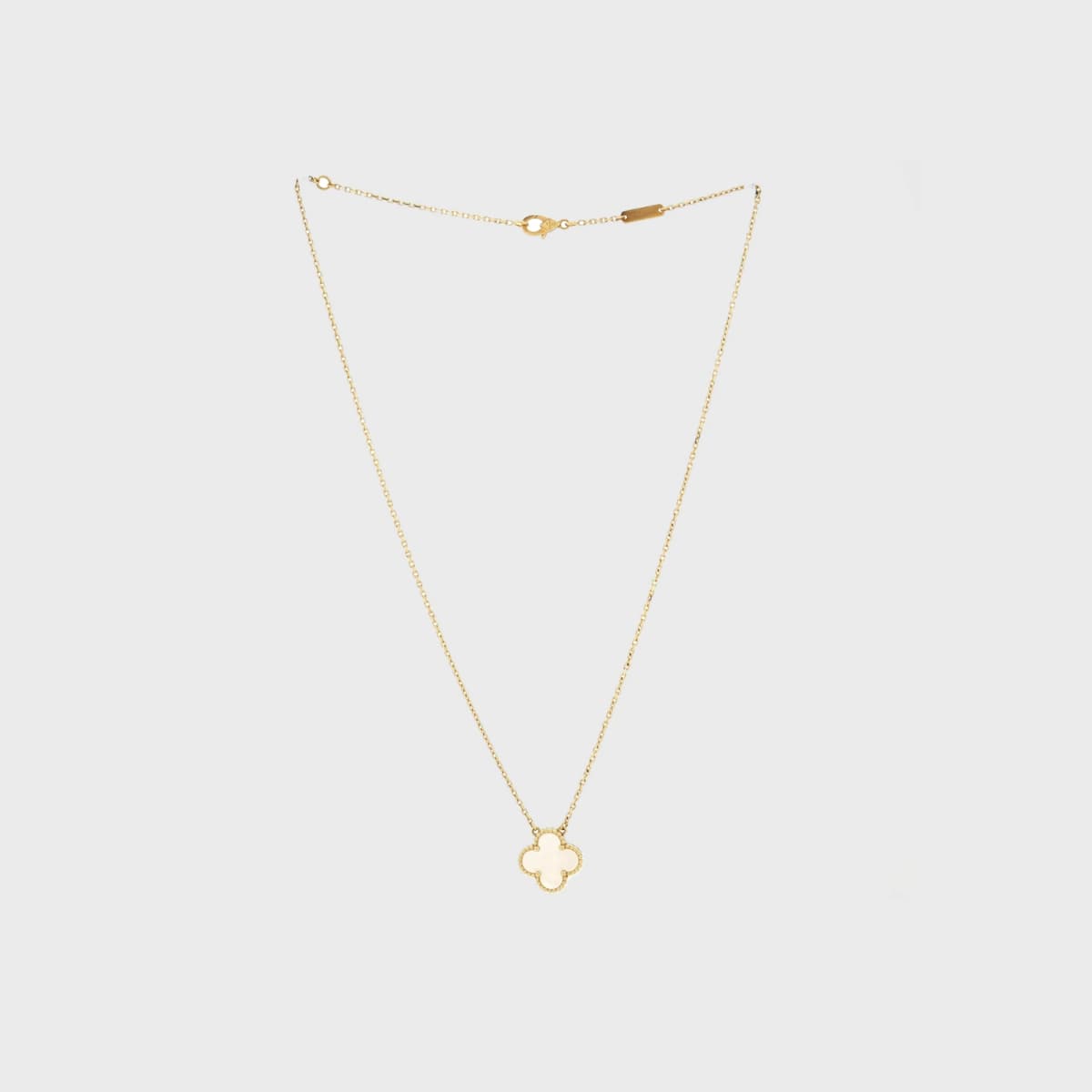 Van Cleef & Arpels Alhambra
